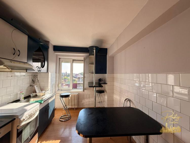 Apartament cu 3 camere de inchiriat in zona Cantemir - Oradea