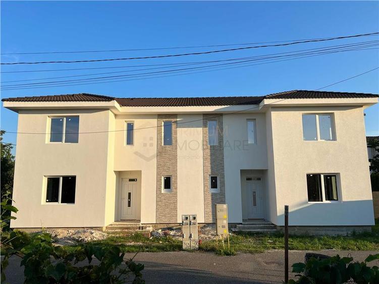 GIROC - Duplex spatios - Zona excelenta - Asfalt - Toate utilitatile