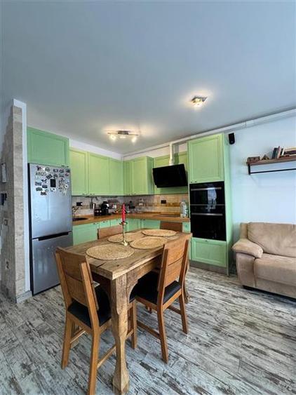 Apartament cu 3 camere,mobilat si utilat ,situat in cartierul Intre Lacuri!