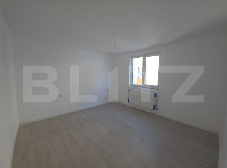 Apartament de 3 camere, bloc nou