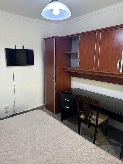 Apartament cu 3 camere, zona Pacurari - Arcu
