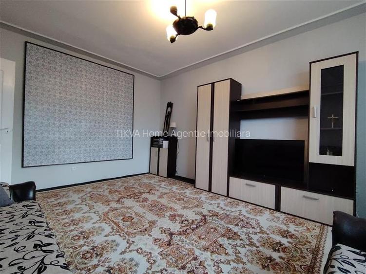 Apartament cu 2 camere (Gheorgheni, Cart. Florilor, 50 C)