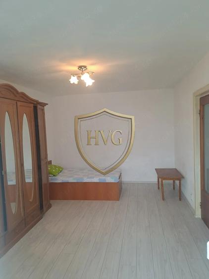 Apartament cu 2 camere | Proaspat renovat | Decomandat | Ozana