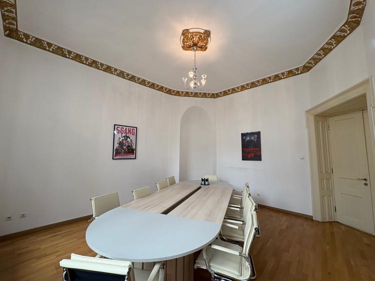 Romana, Rosetti, casa S+P+1+M, 732mp, 14 camere, 1.600.000Euro