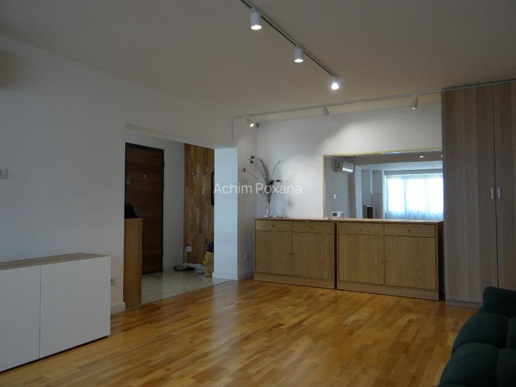 inchiriere de inchiriat apartament 3 camere Bulevard  Decebal   - 14