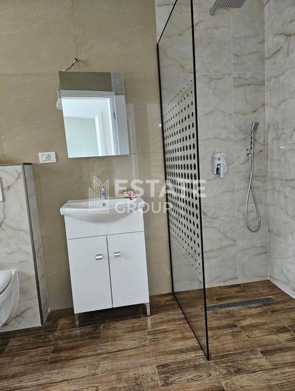 Duplex cu 3 camere despartit prin camera tehnica in Mosnita Noua