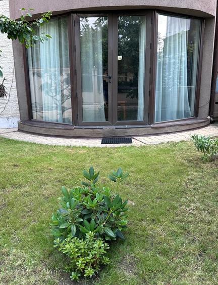 Vila individuala P+2,renovata 2026,curte,grădină,garaj.
