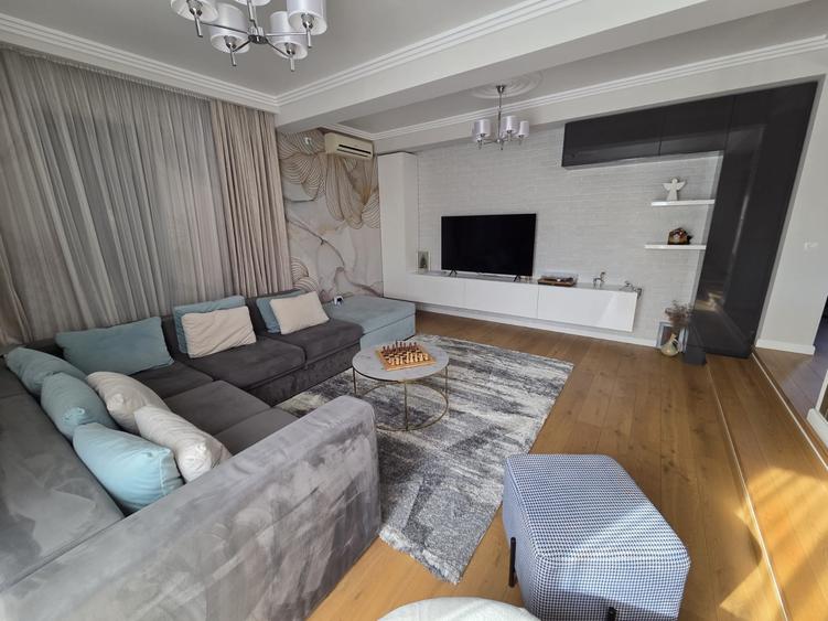 VILA de LUX CORBEANCA CENTRAL