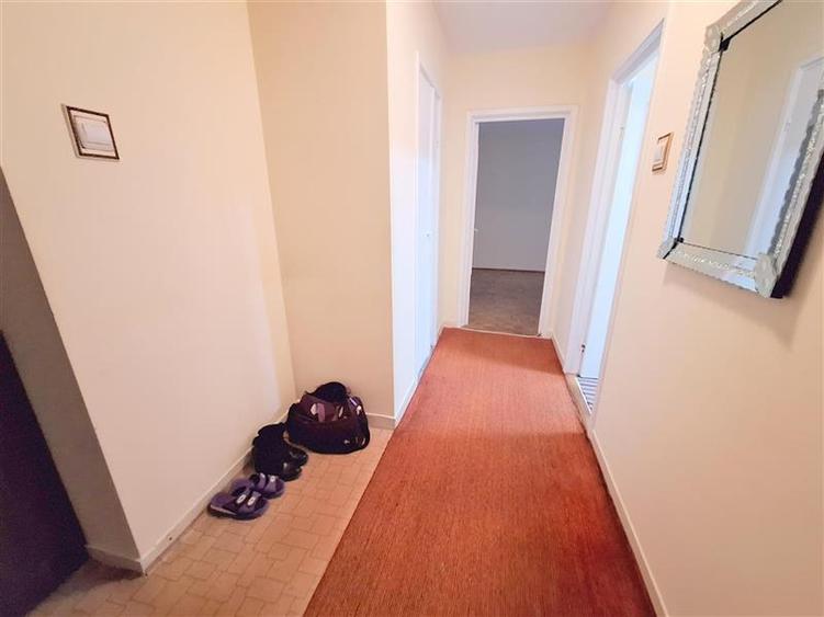 Apartament 2 camere decomandat , zona Central