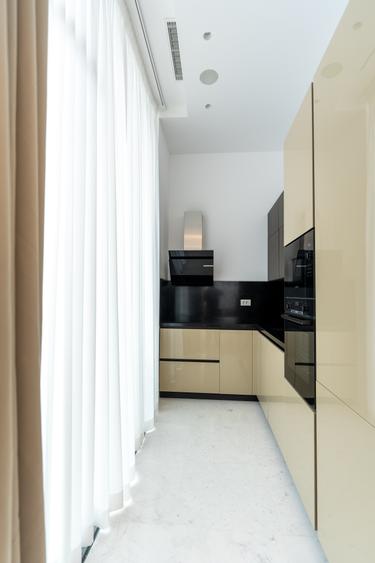 Penthouse cu 4 camere de vanzare în One Mamaia Nord
