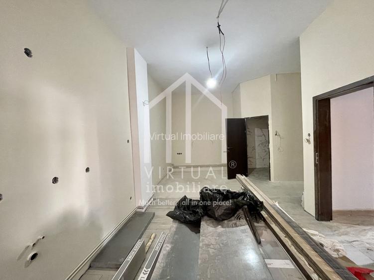 Vila/Pensiune cu 3 corpuri, 34 de camere, sala de fitness - Central - 60