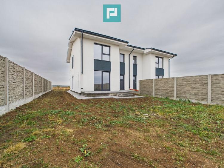 Duplex semi-finisat cu 3 camere, 3 băi în Pișchia