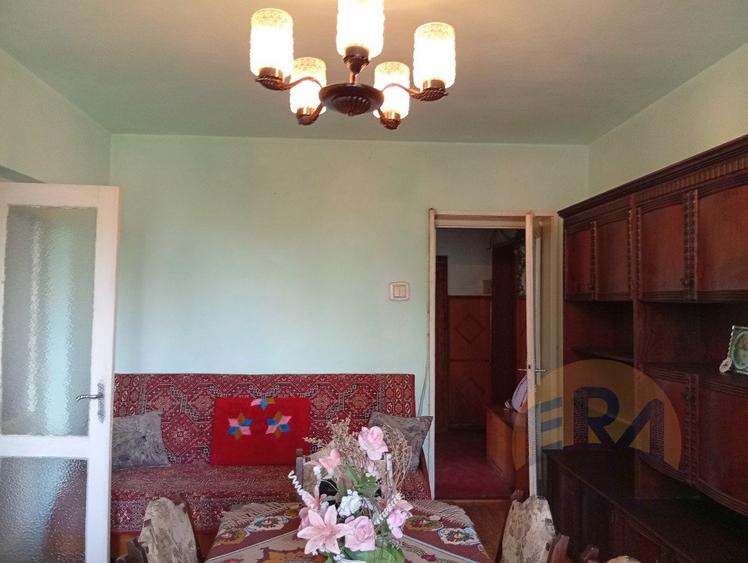 Apartament 3 camere+beci , Rogerius, Str. Transilvaniei