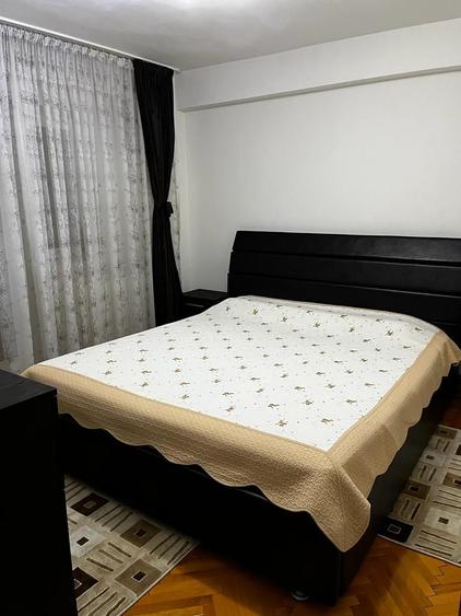 De vânzare apartament cu 3 CAMERE DECOMANDAT | LUNEI – COMPLEXUL STUDENȚESC