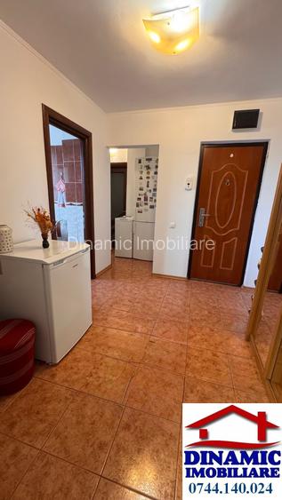 Ap 2 cam decomandat, etaj intermediar, mobilat și utilat – 69000 Euro - 7