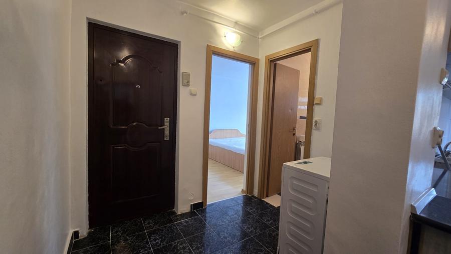 Vand apartament 2 camere Racadau