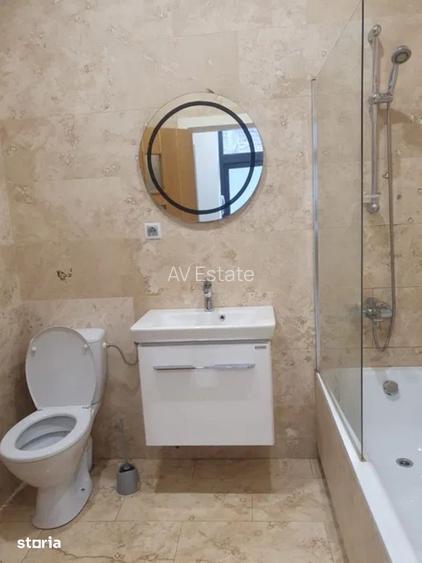 CI644 Piata Traian,1 camera,Renovat,istoric