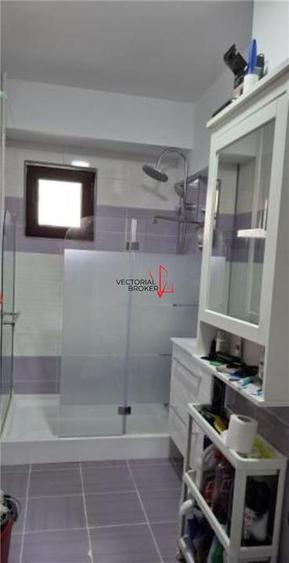 Apartament 3 camere decomandat, etaj 6/8, langa Parcul Tei si Facultatea de Cons