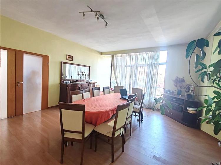 Casa cu structura superba in Harman
