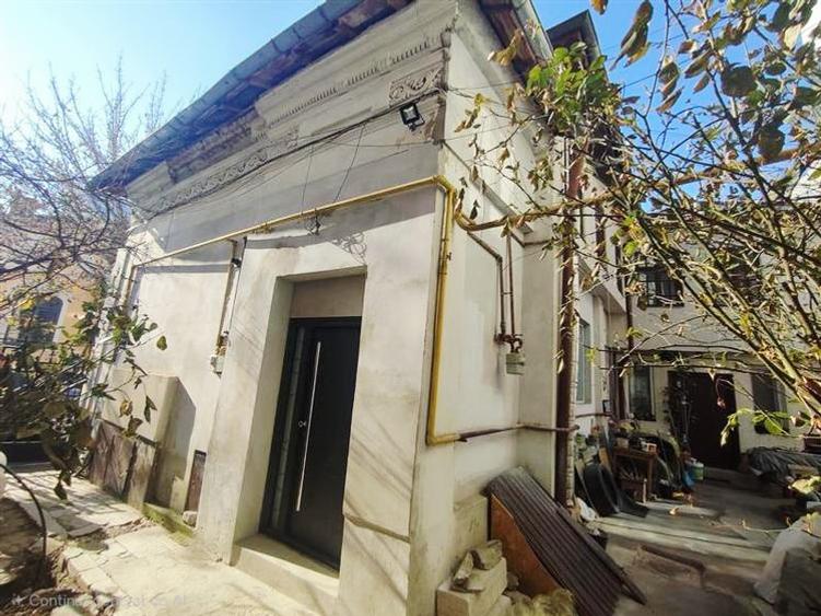 Garsoniera renovata in vila-centrala termica-Zona Armeneasca