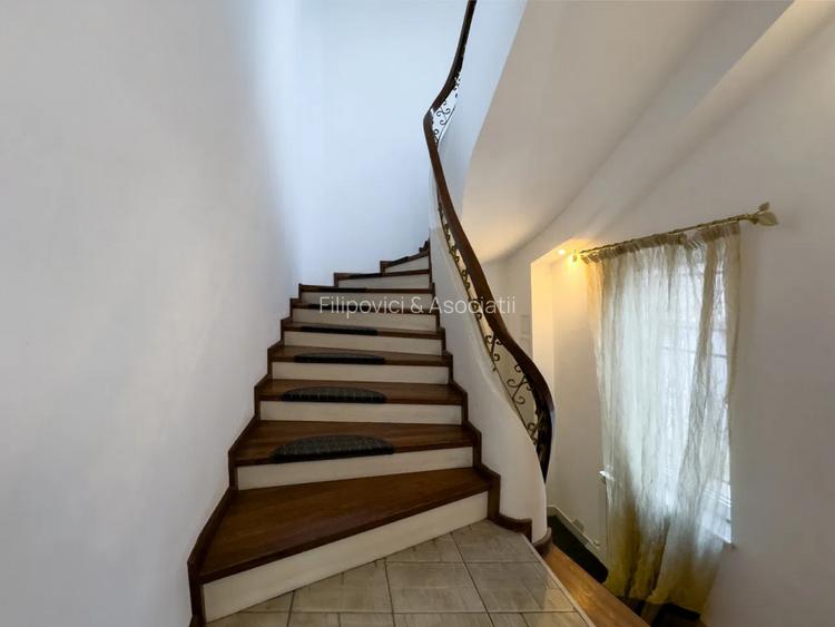 Victoriei - Berzei |Vilă interbelică | 5 camere | 190mp | Curte | Comision 0% - 9