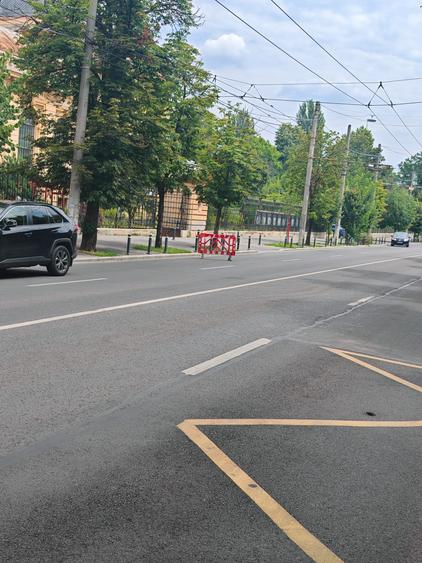 Cotroceni, vis-à-vis de Facultatea de Medicină, urbanism de construire S+P+2+M