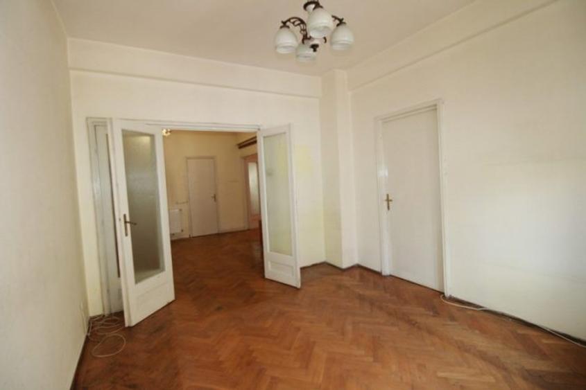 Inchiriere apartament 4 camere|Brezoianu|Cismigiu