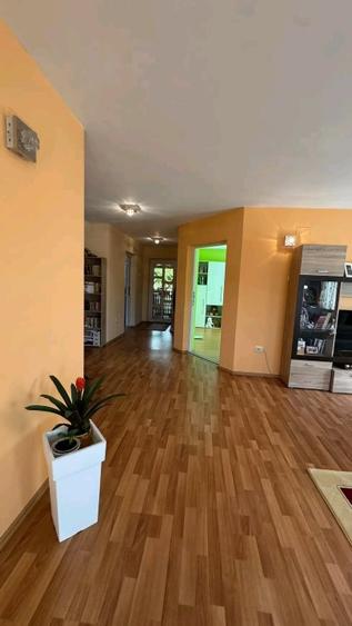 Casa deosebita cu 5 camere in Oradea, cartier Oncea