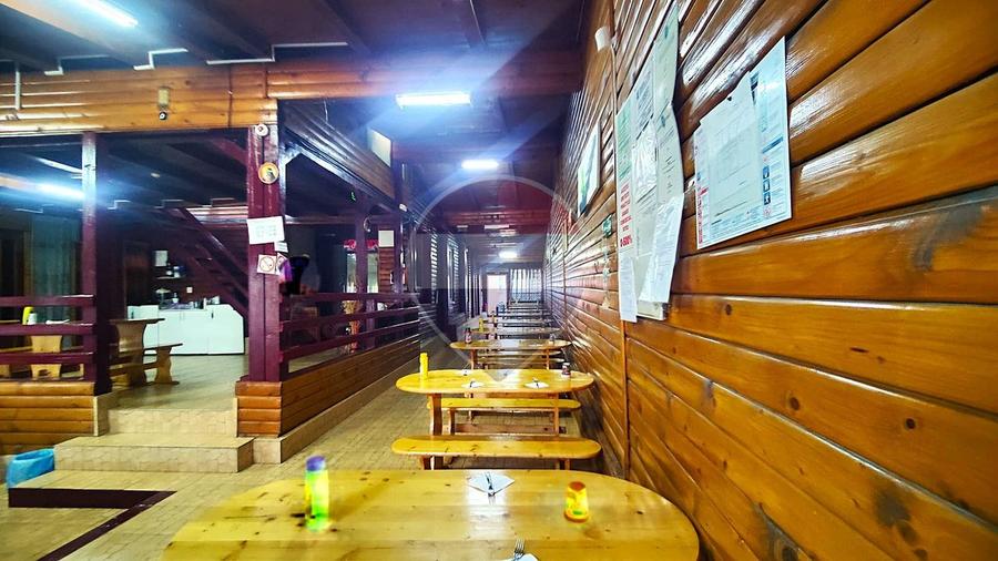 Hotel / Pensiune cu 30 camere de vânzare în Costinesti in zona Central