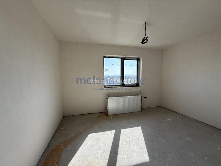 Casa individuală, 4 camere, , 470 mp teren ,Jucu - 12