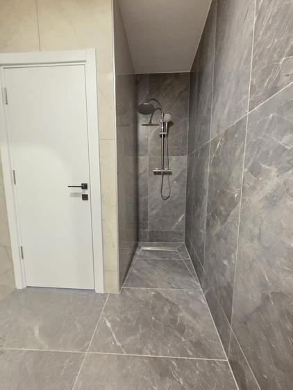 Apartament 2 camere bloc MELCHISEDEC IMPECABIL loc parcare