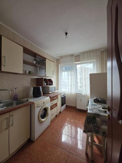 Inchirieri Apartamente 2 camere Militari Pacii