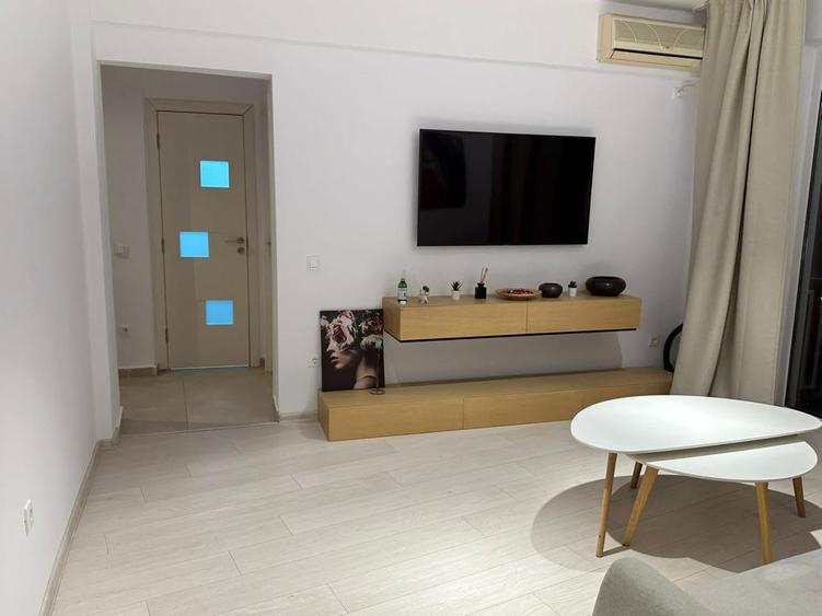 Închiriere apartament 3 camere – Piața Romană | La câțiva pași de metrou
