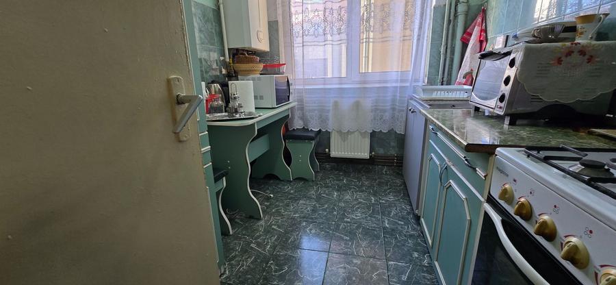 Targoviste. Bdul Regele Carol I, ETAJ 1, vanzare apartament 3camere