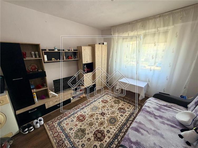 Garsoniera de vanzare - etaj 1 - Zona Compa, Sibiu