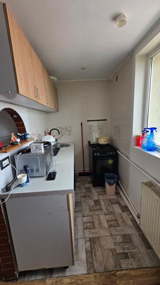 Apartament 2 camere, 28 mp, renovat, centrală proprie, Rahova – Crizantemelor