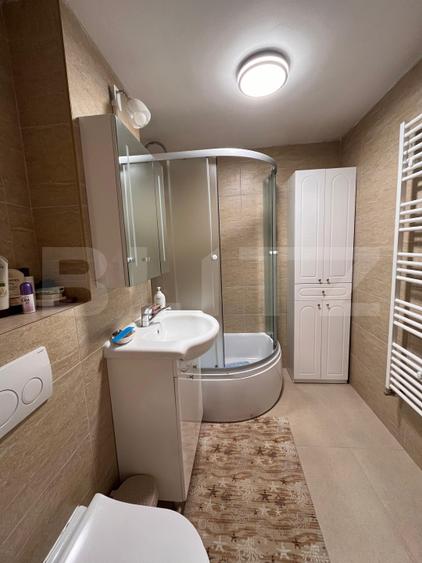 Apartament 3 camere, renovat recent – Zona Centrală