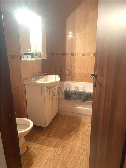 DAMBOVITA - 3 CAM - DECOMANDAT - ETJ.2 - 2 BAI - 2 BALCOANE - CENTRALA - RENOVAT