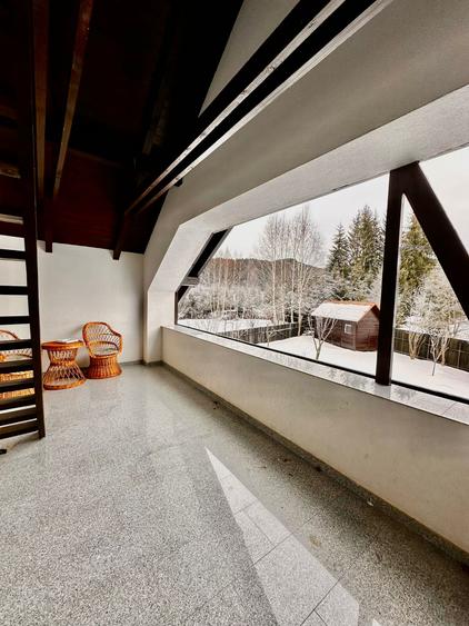 VILA DE INCHIRIAT IN MIJLOCUL NATURII