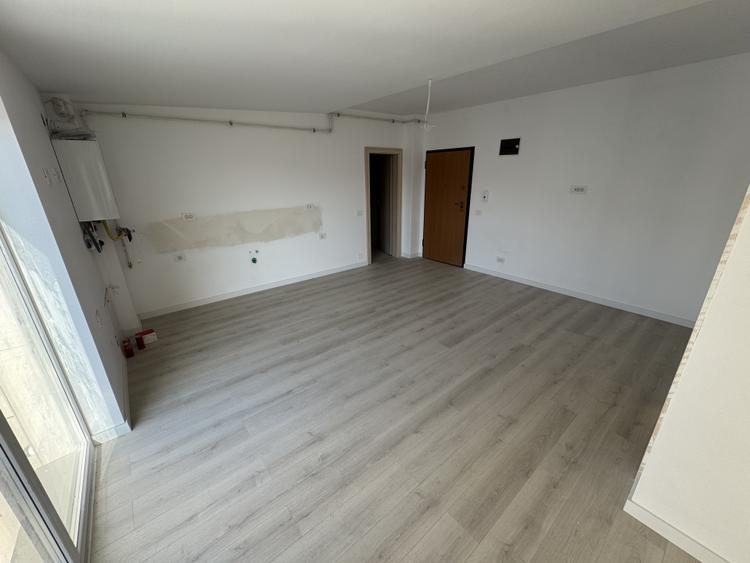 Apartament 3 camere de vânzare – bloc nou (2022)