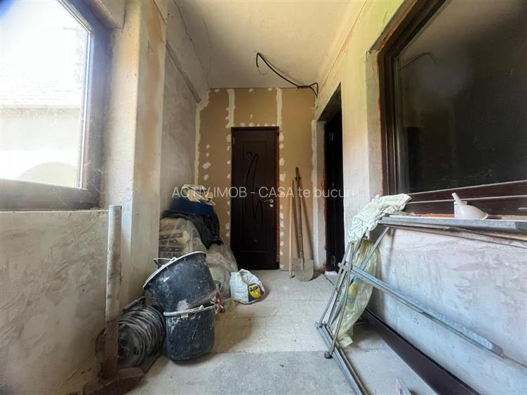 Valisoara, Casa la curte si Teren 3040 Mp, 10 minute de Caransebes - 9