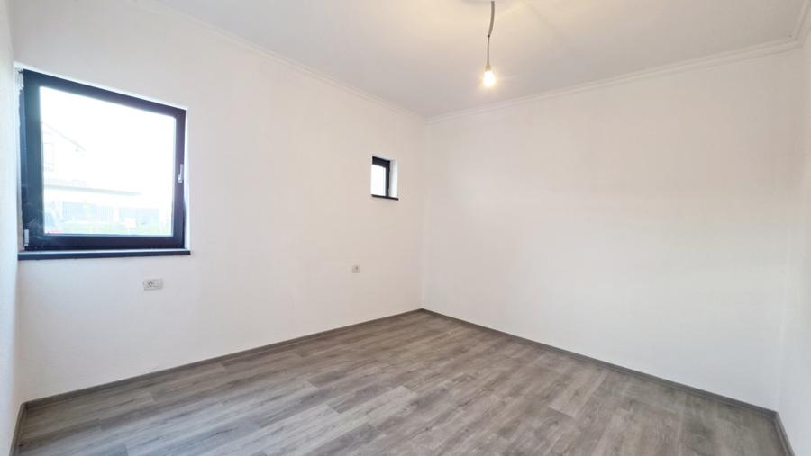 Casa noua la cheie cu 3 camere in Fantanele