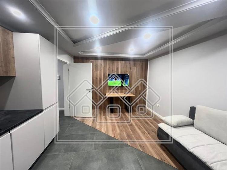 Apartament 2 camere, 41 mp si gradina 30 m - Doamna Stanca