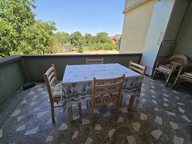 Duplex spatios Ghiroda 4 camere- locatie centrala !!