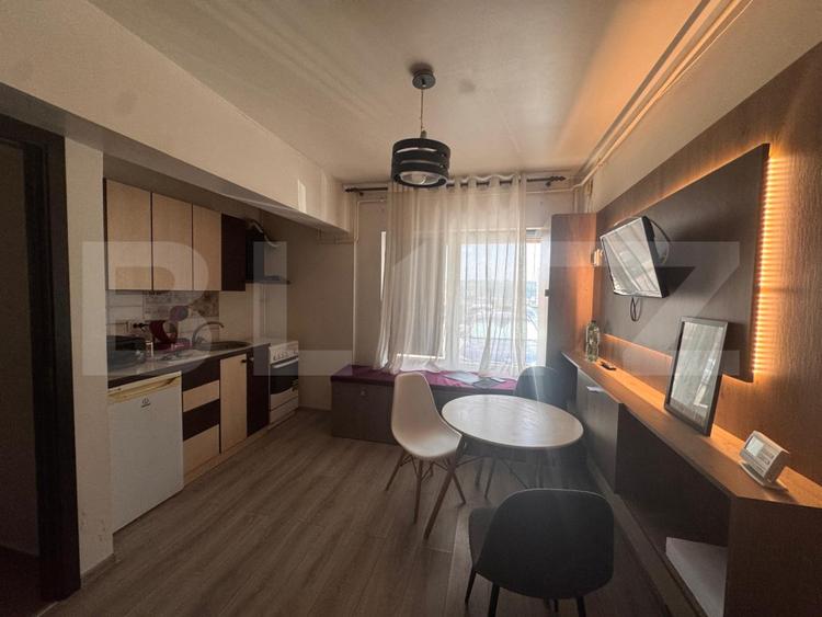 Apartament cu 2 camere, 33 mp, zona Pacurari