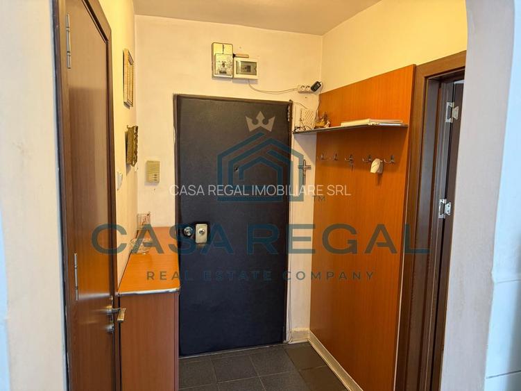 Închiriere apartament 2 camere Oradea | Central | Lift renovat | Balcon generos - 3