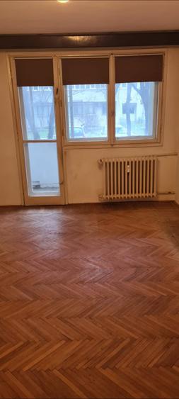 Apartament 3 Camere,Titan,parter/10,2 balcoane,Liber