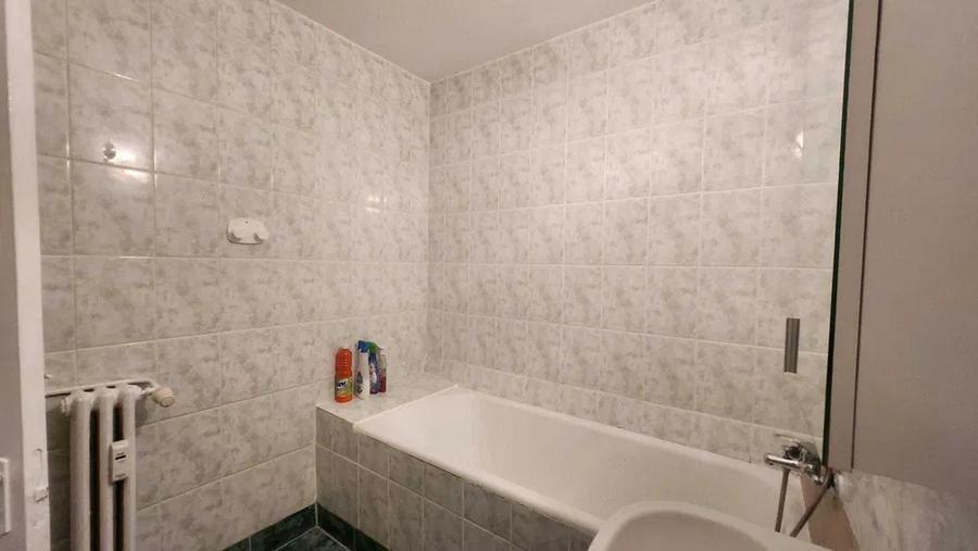 Apartament 2 camere, decomandat, 60 mp, balcon, ac, metrou, Vitan