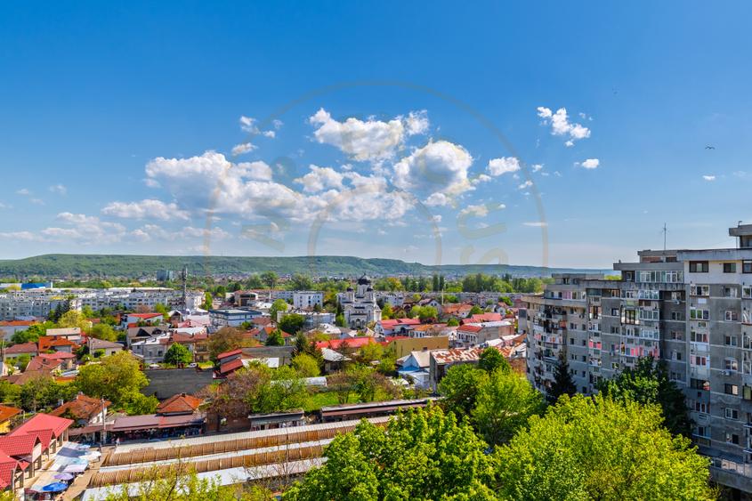 RAR PE PIAȚĂ! Apartament ultracentral cu vedere panoramică – I.C. Brătianu