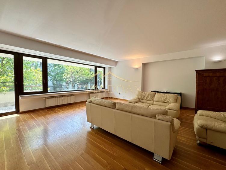 Apartament cu 4 camere 250mp* 2 parcări subterane / Dorobanti-Capitale